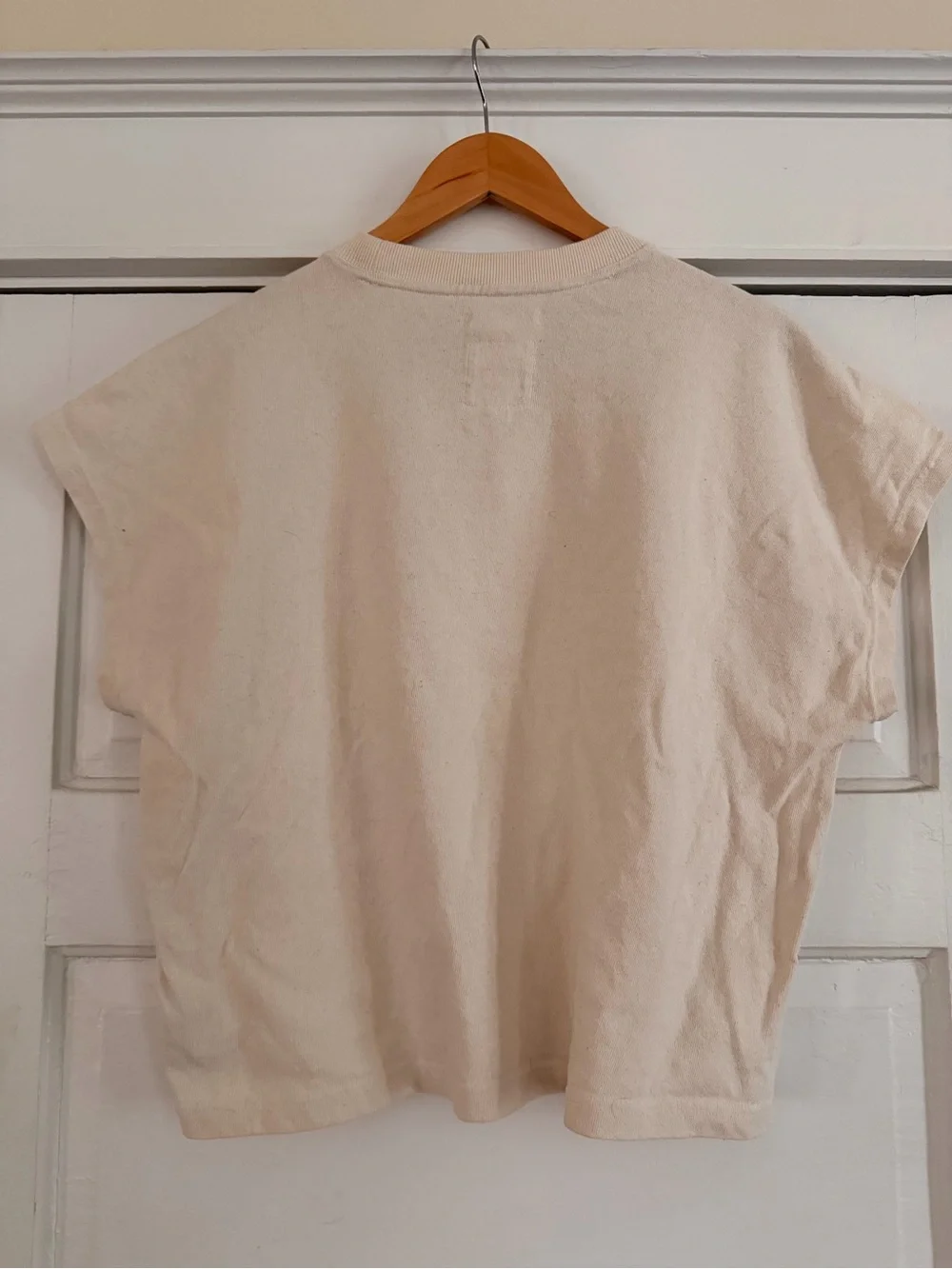 Le Bon Shoppe Natural Undyed Muscle Tee - Picture 2 of 5